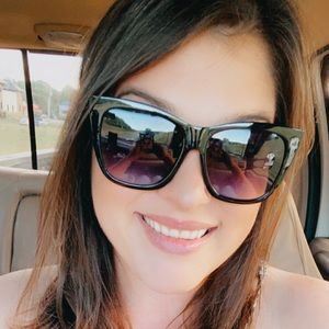 Meet your Posher, Amber